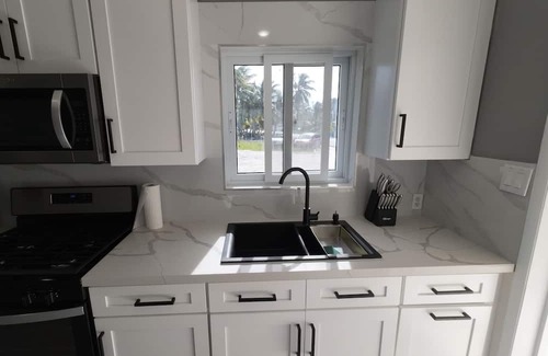 Rokers Point Apartamento | 10 Short Steps From The Most Beautiful Sandy Beach & Crystal Clear Blue Ocean