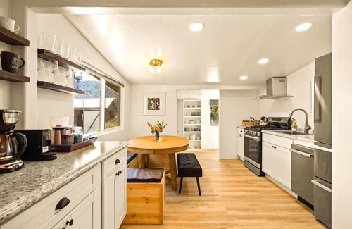 Ojai Casa | 15% Off June WkDays! Scenic Upper Ojai Retreat