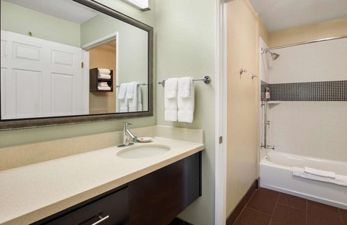 Carmel Mountain Ranch Casa | Pet-Friendly Property w/ Outdoor Pool, Parking, Near San Diego Sights & Airport!