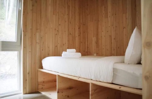 Petite-Riviere-Saint-Francois Casa | Tree house Chez Leon