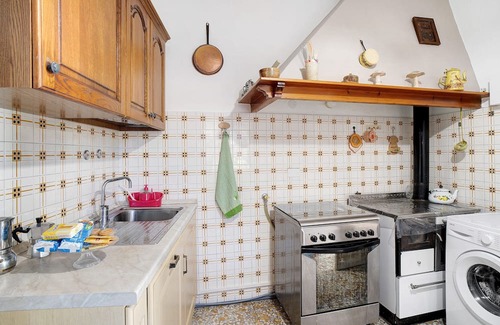 Sanremo Apartamento | Apartment "Casa Illiade" with Sea View, Private Terrace & Wi-Fi