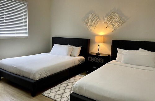 Tumon Apartamento | Luxury 3BD/2BA Condo - Unit 206 Tumon Isa