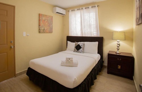 Tamuning Apartamento | Oceanview 2BR/1BA - Unit 209 Ocean Villa