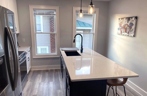 Roanoke Apartamento | Grandin Village Suite