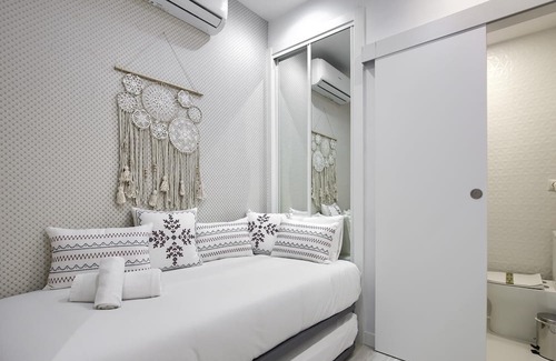 Malasaña Apartamento | Charming Plaza del Dos de Mayo - Totally renewed