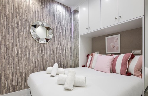Malasaña Apartamento | Charming Plaza del Dos de Mayo - Totally renewed