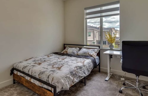 Tracy Casa | Tracy new 2 bed 2 bath Home