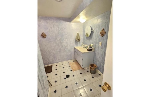 Firestone Casa | The hide-out basement apartment