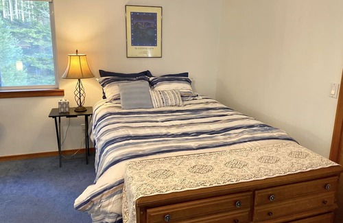 Port Townsend Apartamento | Monthly Rental - Enjoy Port Townsend beaches and miles of wooded trails