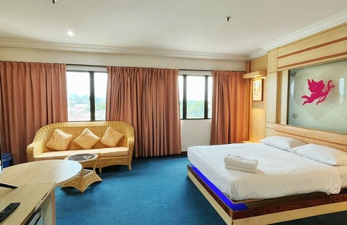 Simee Hotel | Fair Park Premier
