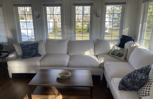 Hampton Bays Casa | Expanded ranch in Hampton Bays with beautiful backyard w heated pool, sleeps 12