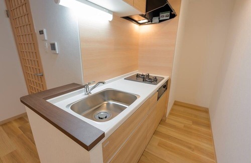 Kotoni Casa | New York Brooklyn Style US Economy Triple Room / Sapporo Hokkaidō
