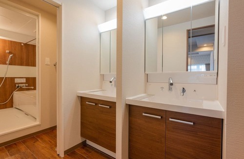 Kotoni Casa | New York Brooklyn Style US Economy Triple Room / Sapporo Hokkaidō