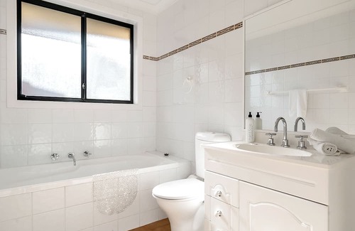 Woolooware Casa | Shoreline Serenity House - A Charming Cronulla Abode