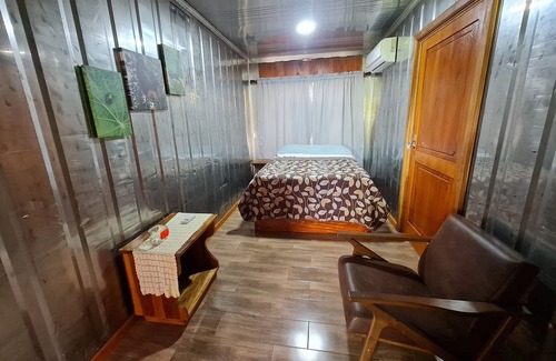 La Fortuna Cabina | Cabin in La Fortuna, Costa Rica. Cabin Ceiba EcoContainer in La Fortuna