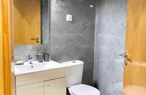 Chaves Casa | Cozy 3-BR Getaway, Lama de Arcos by LovelyStay