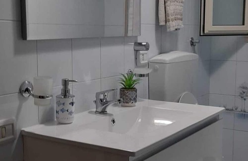 Marina di Lizzano Apartamento | Apartment "Villa Rifla" with Private Terrace & Wi-Fi