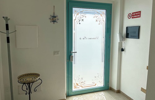 Cabras Cama Y Desayuno | B&B Dimora Orrù