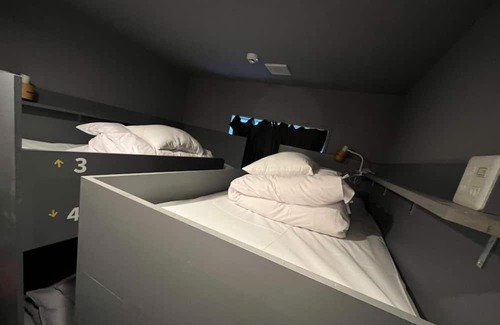 Minamiotsuka Apartamento | Quadruple room 2 bunk beds / Toshima-ku Tokyo