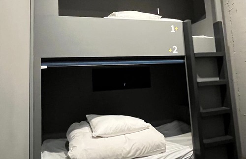 Minamiotsuka Apartamento | Double room bunk bed / Toshima-ku Tokyo