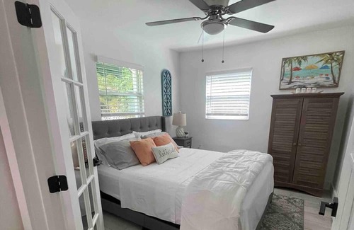 Coral Way Cabaña | The Cottage