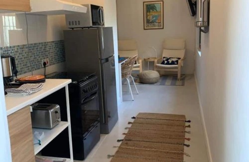 Zig Zag Ward Chalet De Esquí | Explore Sesel from Naturalis: newly built, best ocean views, pool, lush gardens.