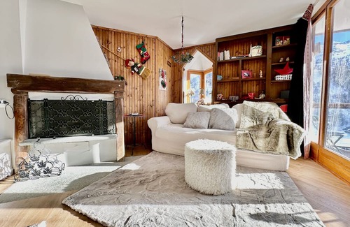 Cervinia Apartamento | Luxury 4beds ski-in&out steps from center