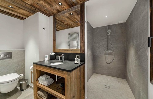 Saint-Martin-de-Belleville Villa | Chalet Darcy - Five Bedroom Villa, Sleeps 12