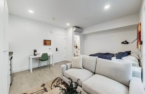West Oakland Apartamento | Brand New Stylish Studio Suite!