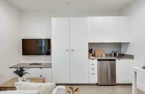 West Oakland Apartamento | Brand New Stylish Studio Suite!
