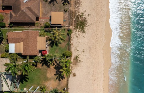 Ewa Casa | Ewa Beachfront Cottage: Beachfront w/Yard & Oceanviews - Your Nostalgic Aloha!