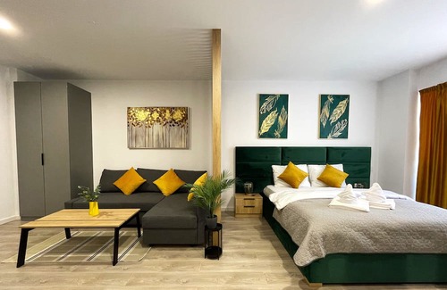 Sinaia Apartamento | Green Charm Studio with private parking