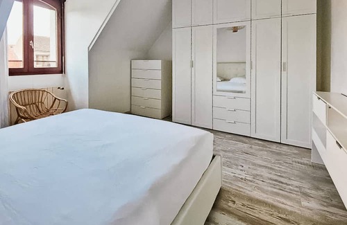 La Courneuve Casa | Large and family vacation home in a great location to discover Paris.