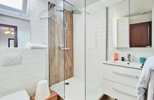 La Courneuve Casa | Large and family vacation home in a great location to discover Paris.