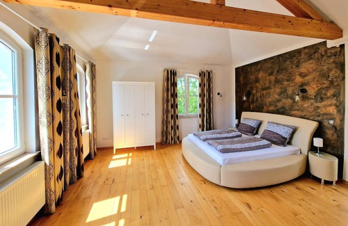 Ulmen Apartamento | 5 Sterne - Waldchalet am Elzbach - Waldtraum