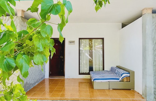 Maalhos Hotel | Madi Beach Guesthouse