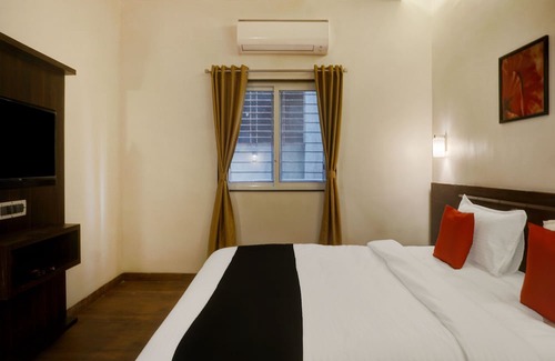 Pune Hotel | Omkar Executive