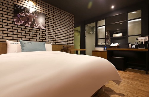 Daedeok-gu Hotel | Daejeon Sintanjin Page