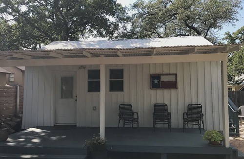 Westfield Cabina | Walking distance to Zilker Park, ACL, and so much more!