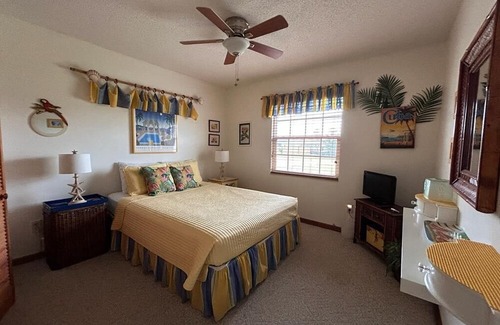 Butler Beach Casa | Decked Out: Cozy 3 bedroom beach house with Private Pool, screen porch and