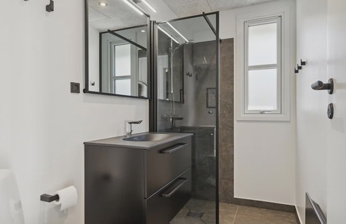 Skastrup Strand Casa | Stunning Home In Bogense With Wifi