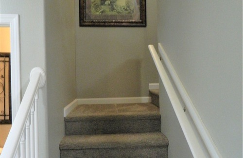 Frederickson Casa | Upscale Puyallup Home ☆ Near Seattle, Tacoma, Puget Sound, Cascade Mountains