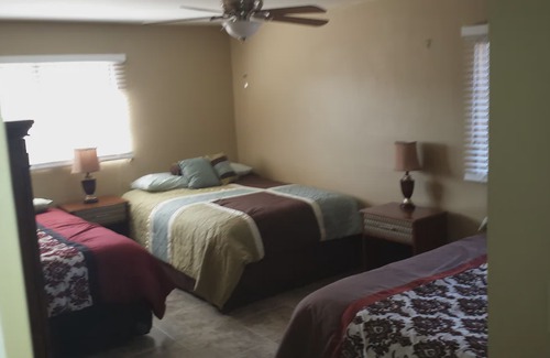 Centro Carretera Casa | Located one block from Rosarito Beach Hotel, beach, clubs, shops and more.