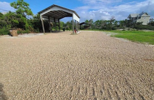 Cape San Blas Complejo | Waterfront RV Site with Dock