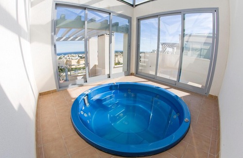 Puerto Rey Hotel | Marina Rey