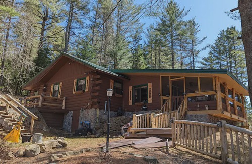 Long Lake Cabina | Pinecone Place - A True North Vacation Home