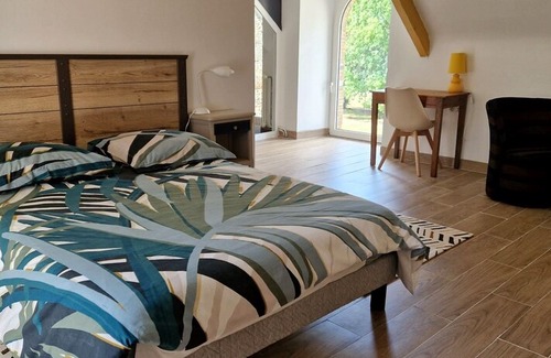 Lamballe Casa | Les Cavaliers, character gîte with swimming pool, 20 minutes from the seaside