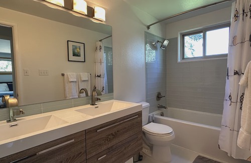 Martin Acres Casa | Modern SoBo 3-Bd with Office, Views; Near trails, dining, CU and Chautauqua