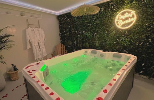Liancourt Apartamento | L'instant Bornéo Superb apartment with jacuzzi