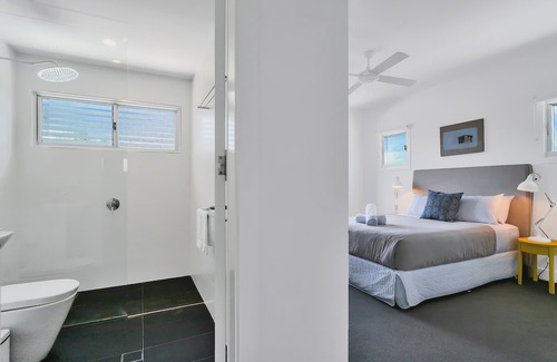 Byron Bay Hotel | Luxico's Stonecutters 2 - in the Heart of Town